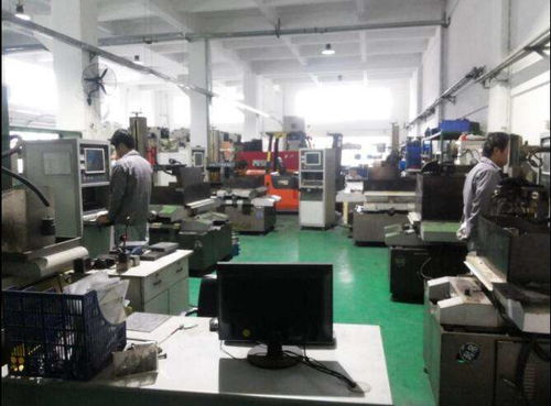 模具维护与保养细则在模房及餐饮管理中的实践对比