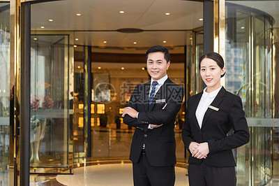 酒店管理与招待背景 卓越服务的双翼